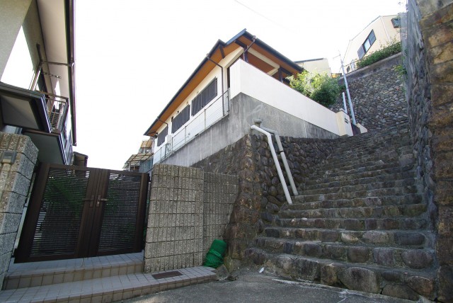 【中古一戸建】宝塚市野上1丁目